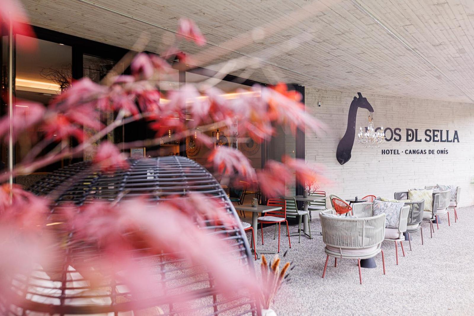 Hotel Ecos Del Sella Cangas de Onis Exterior photo